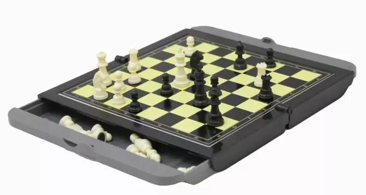 Coffret Échecs Magnétique Format Voyage